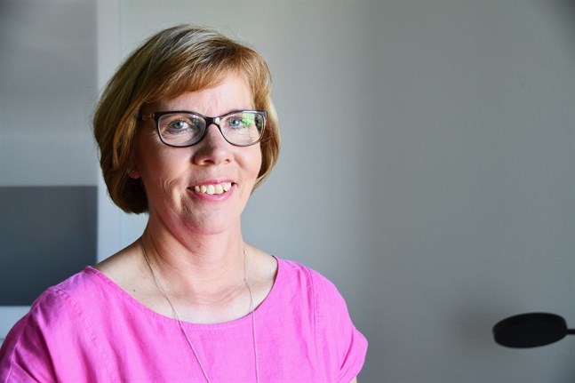 Ålandsminister Anna-Maja Henriksson (SFP) är mycket lättad över att gränsen mellan Sverige och Finland snart försvinner. Arkivbild.