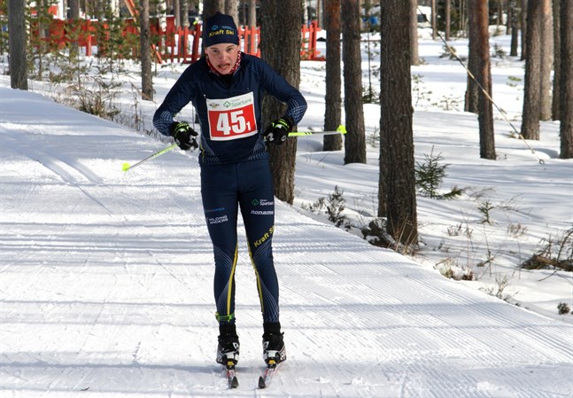 I vinter får Lukas Kuuttinen och de övriga skidåkarna i Kraft tävla på hemmaplan vid FSSM på skidor. Bilden är från ÖIDM som ordnades på Vargberget för ett och ett halvt år sedan.