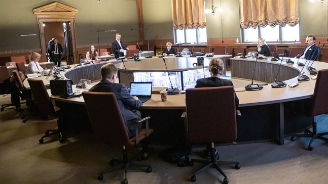 På tisdagen förhandlade endast de fem partiledarna och finansministern om statsbudgeten 2021. De lyckades enas kring alla stora frågor.
