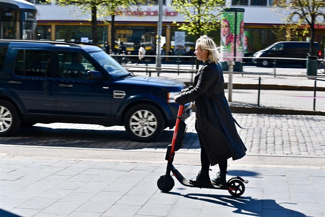 Elsparkcykel.