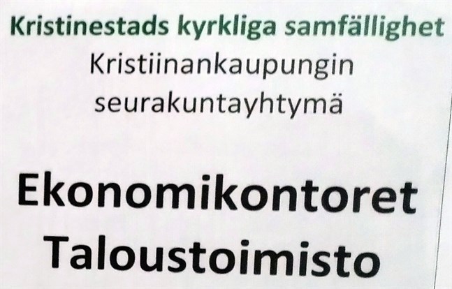 Kyrkobesvär ska behandlas i förvaltningsdomstolen. Den rättelseyrkan som inlämnats hade fel adress och tas därför inte upp.