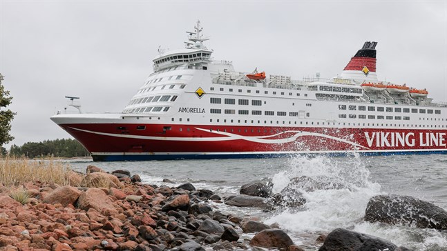Amorella gick på grund på söndagen.