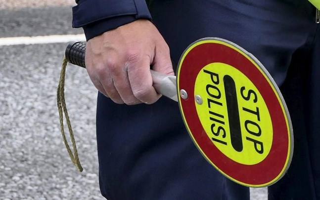 Polisen synade trafiken i Kurikka och Jurva i går.