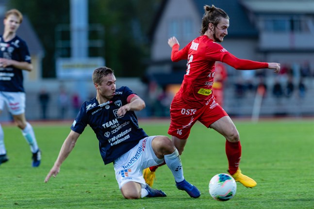 Topi Järvinen spelade fram Anthony Olusanya till första halvleks bästa chans.