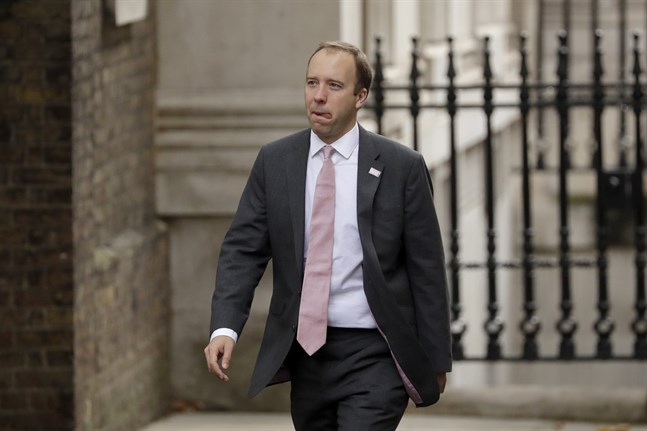 Storbritanniens hälsominister Matt Hancock meddelar hårdare coronaregler i nordöstra England.