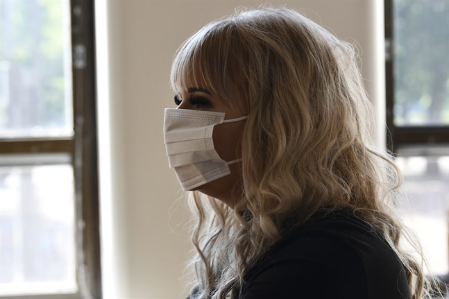 Sedan epidemins start har totalt 9 743 personer bekräftats smittade av coronaviruset i Finland. Illustrationsbild.
