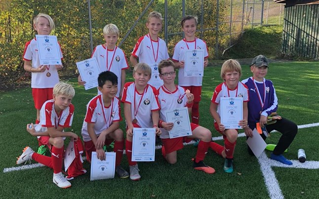 Jaros P10-lag hade en lyckad fotbollsturnering i Jyväskylä förra helgen.