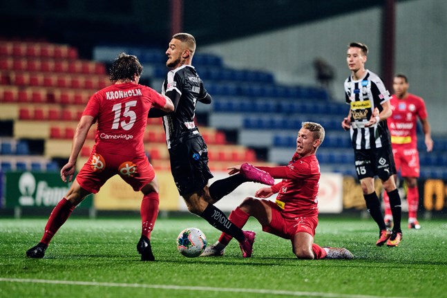 De i Jaros representationslag är i karantän som spelade mot VPS för en vecka sedan.