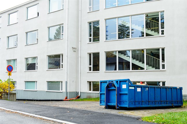 Donnerska skolan i Karleby har problem med inomhusluften.