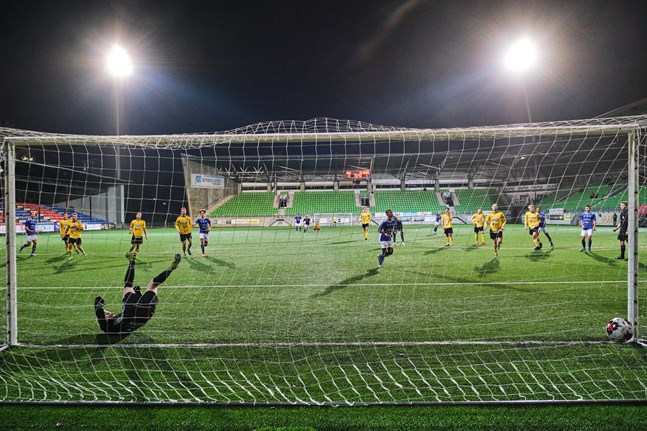Bilden är från senaste derbyt mellan VIFK och Kiisto på Elisastadion.