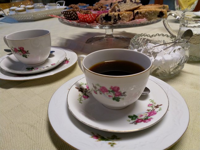 Om kaffet slutar dofta kaffe och smaken försvinner, kan det vara tecken på covid-19.