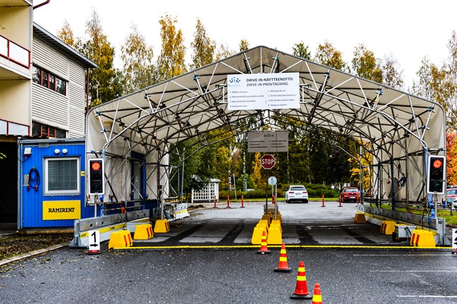 Drive-in provtagning på Möcs.