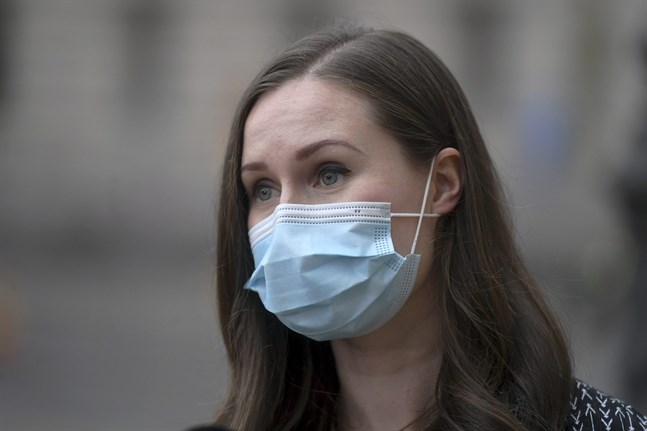 Statsminister Sanna Marin (SDP) säger att regeringen snart kommer att ta ställning till ett nytt åtgärdspaket för att begränsa smittspridningen.