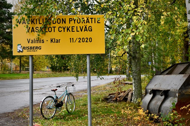 Cykelvägen på Vasklot som blir färdig i november är främst planerad med tanke på Vasklotborna och Wärtsiläs anställda.