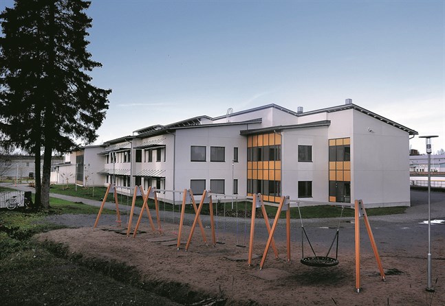 En klass är satt i karantän efter ett fall av coronasmitta i Solf skola.