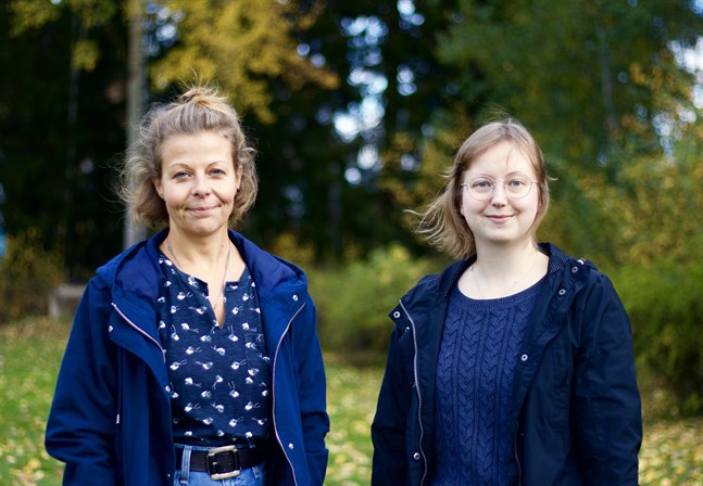 Anette Rönnlund-Nygård (till vänster) startade Ninni-verksamheten för femton år sedan. Maria Hagberg växte upp med en missbrukande förälder.