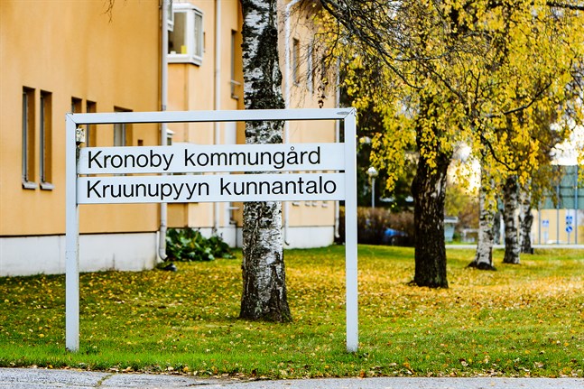 Kronoby kommun har haft stor omsättning bland personalen på kommungården.