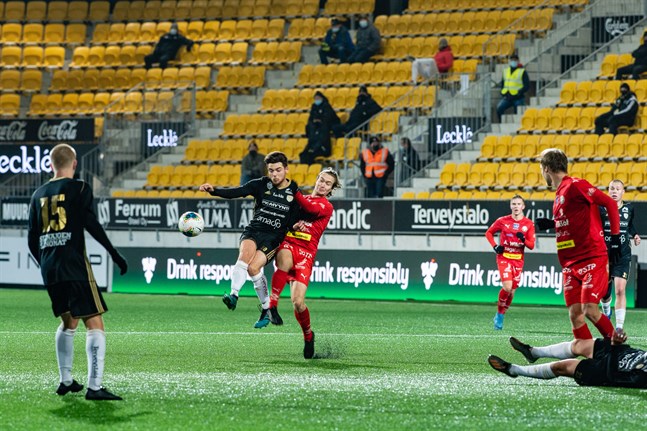 Jaro och Topi Järvinen spelade mot SJK Akatemia i tisdags, men lördagens planerade hemmamatch mot KTP är framskjuten.