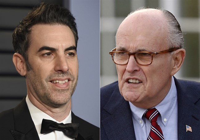 Sacha Baron Cohen lurar advokaten och före detta politikern Rudy Giuliani i den nya "Borat"-filmen. Arkivbild.