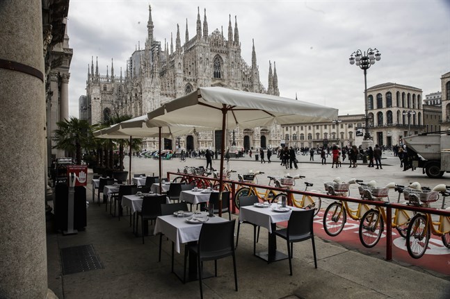 Tomma bord i Milano i Italien i onsdags.