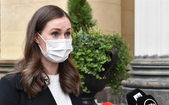 Statsminister Sanna Marin tror att regeringen under den pågående veckan kommer att komma med beslut kring framtida resebegränsningar.
