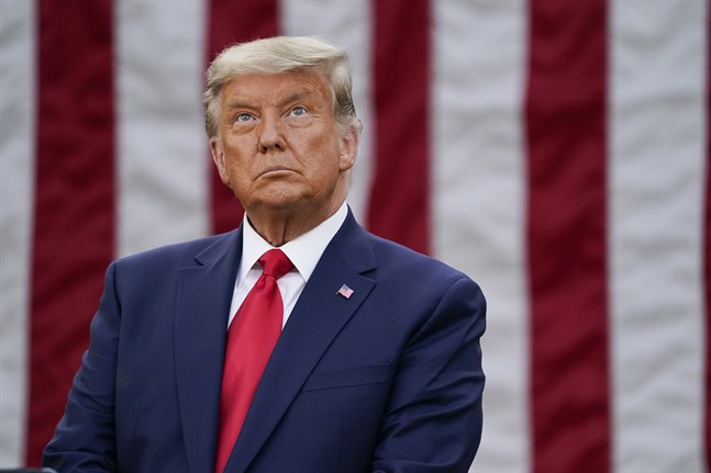 USA:s president Donald Trump vid fredagens presskonferens om vaccin mot coronaviruset.