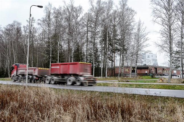 Den planerade utvidgningen av reningsverket skulle byggas mellan det befintliga reningsverket och Alholmsvägen.