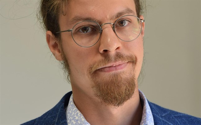 Erno Mähönen, specialist vid Arbets- och näringsministeriet, säger att det är mycket svårt att ställa prognoser för hur arbetsmarknaden utvecklas inom den närmaste framtiden på grund av pandemin.