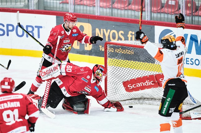 Fyra matcher ställs in för Rasmus Reijolas Sport.