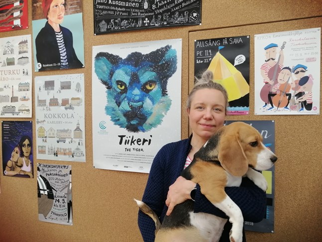 Elina Warsta och hunden Tintti kan andas ut nu då det verkar som att de flesta inte tagit de senaste dagarnas mediestorm så allvarligt.