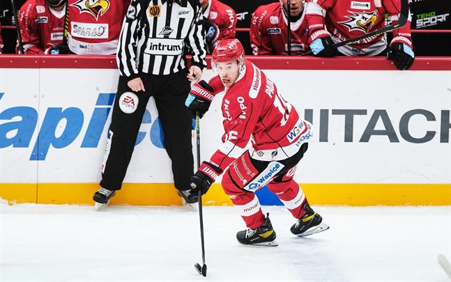 Rakt upp i nättaket och 0–3. Jesse Paukku satte sitt sjunde mål för säsongen.