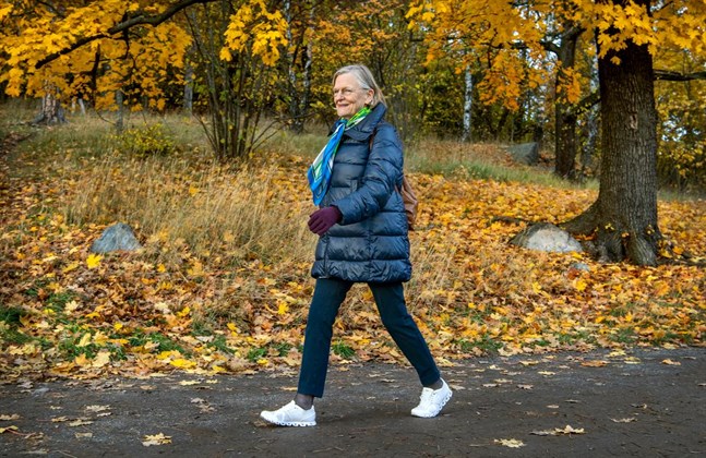 Kerstin Brismar är själv ett levande exempel på att det är möjligt att hålla igång långt upp i åren. Hon är verksam som professor och forskare vid 75 års ålder.