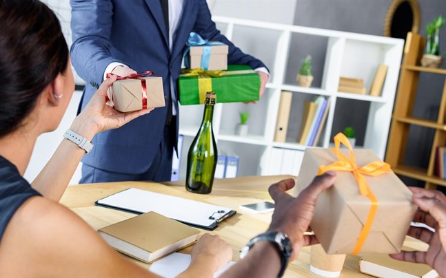 Blir klapparna större i år när arbetsplatsernas julfester ställs in?