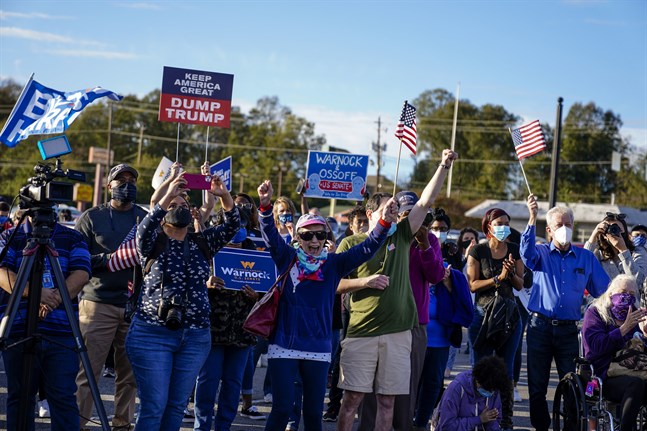 Valfeber råder i USA-delstaten Georgia. Bilden är tagen vid ett kampanjmöte hållet av den demokratiske senatorskandidaten Jon Ossoff i Marietta.