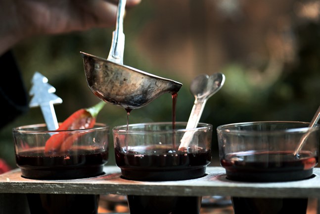 Gör din egen glögg i år. För glöggmyset vill vi inte vara utan även om vi inte kan vara så många.