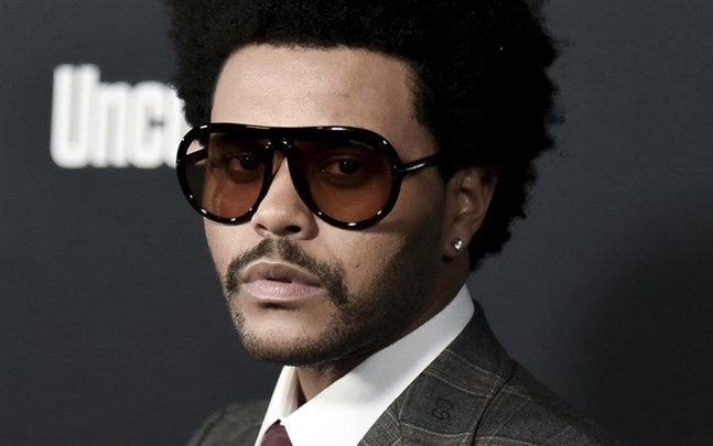 The Weeknd är inte glad på Grammyjuryn.