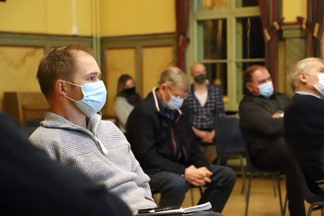 Patrik Silfver var en av dem som ville veta mer om vindkraftsprojektet i Juthskogen.