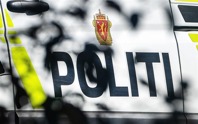 Polisen har skrivit ut böter på 165 000 norska kronor efter en fest.