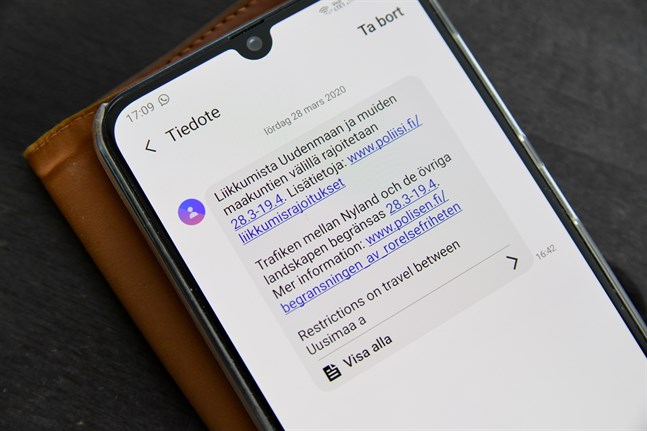 I mars beslöt myndigheterna att skicka ut textmeddelanden med information om stängningen av Nylands gränser.