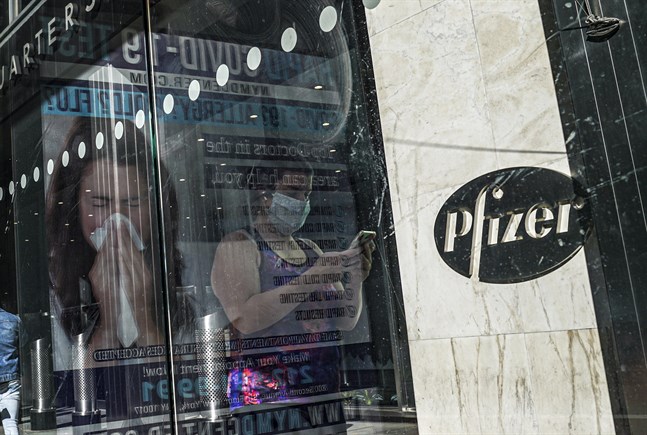 Pfizer ska ansöka om EU-tillstånd för sitt vaccin.