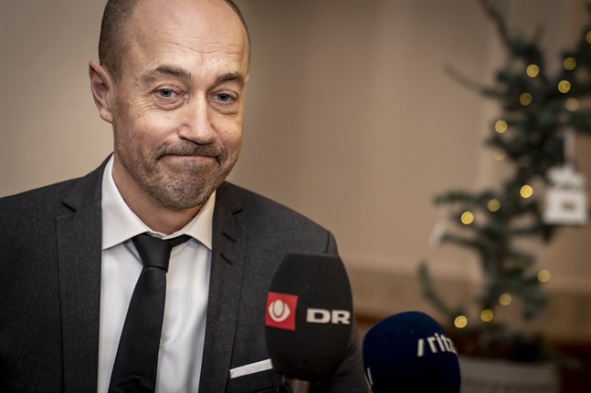 Danmarks hälsominister Magnus Heunicke (S) uppmanar unga i Köpenhamnsområdet att covid-testa sig före jul.