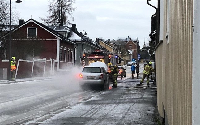 Bilbrand i Skata i Jakobstad.