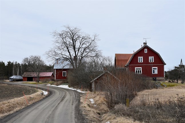 Köpare av gamla egnahemshus får i år betala 2,8 procent mer per kvadratmeter än i fjol.