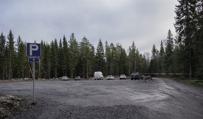 Till höger syns den nya bommen. Genom att minska på trafiken vill man öka trivseln i området.