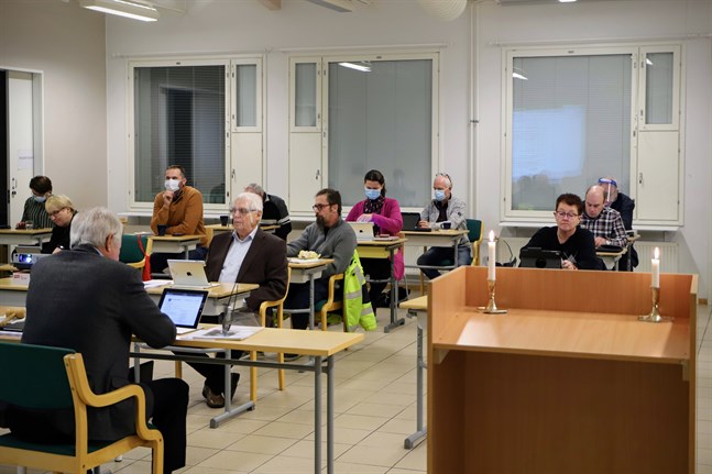 Kommunfullmäktige i Korsnäs har haft 25 möten hittills den här mandatperioden. Som mest har det varit åtta möten på ett år, som minst fem.