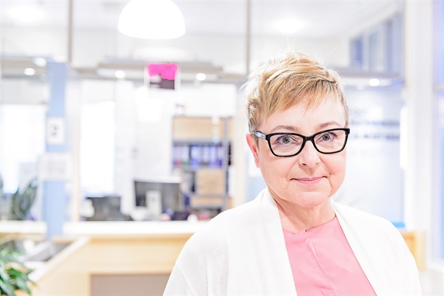 Marjo Orava, överskötare för primärhälsovårdens öppenvård, säger att det än så länge inte är några stora mängder vaccin som anländer till Malmska.