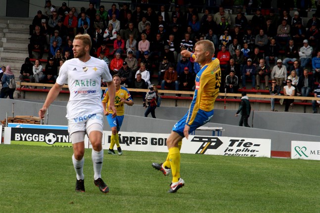 Krafts Jens Nygård och Tony Lund mötte Vasa IFK och Casper Källberg för två säsonger sedan på Mosedal. Nästa sommar möts lagen igen.