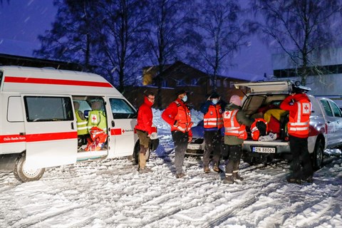 Jordskred Norge : Mann i 80-årene omkom i brann i Harstad : I full beredsskap etter leirskred.