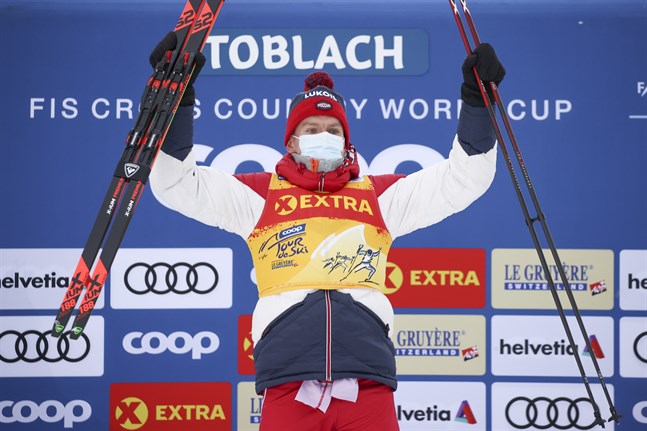 Aleksander Bolsjunov är ostoppbar i Tour de Ski så här långt.