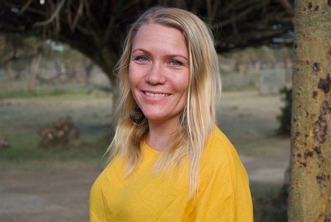 Liselott Lindström är speciellt glad över att Topeliuspriset i år gick till en frilansjournalist.